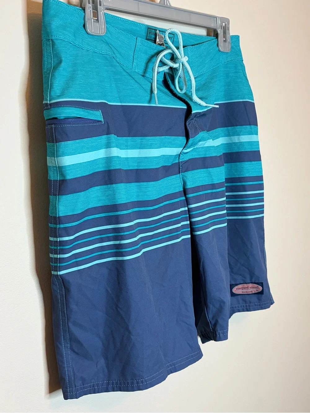 Vineyard Vines Blue & Navy Men's Performance Swim Trunks Size 30 Waist